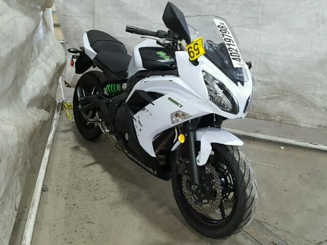 JKAEXEE18FDA17868 - 2015 KAWASAKI EX650 E WHITE photo 1