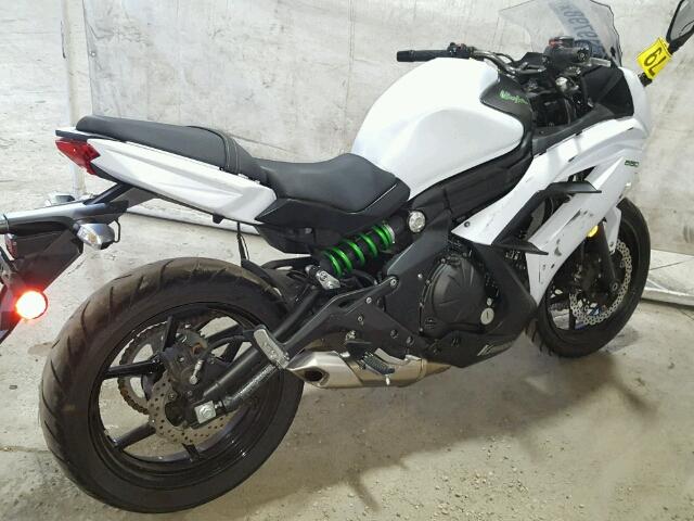 JKAEXEE18FDA17868 - 2015 KAWASAKI EX650 E WHITE photo 10