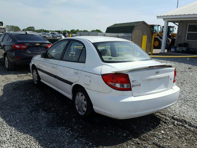 KNADC125236257828 - 2003 KIA RIO WHITE photo 3