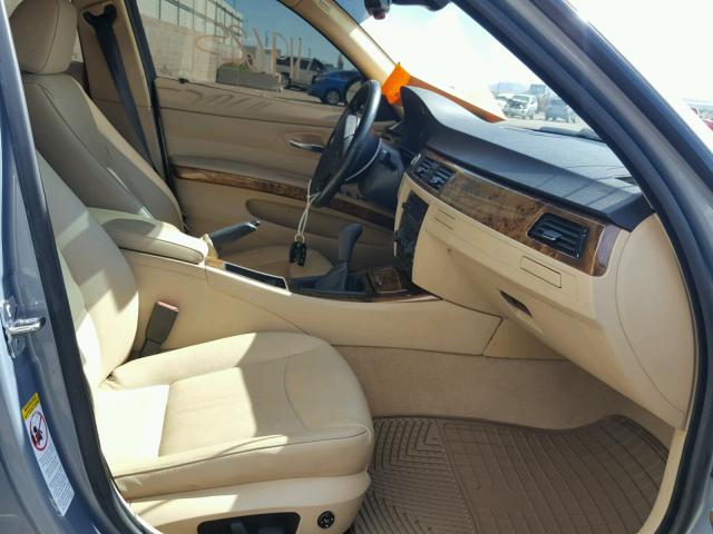 WBAVT13516AV98013 - 2006 BMW 325 XIT TEAL photo 5