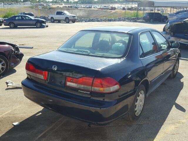 3HGCG56472G708326 - 2002 HONDA ACCORD LX BLACK photo 4