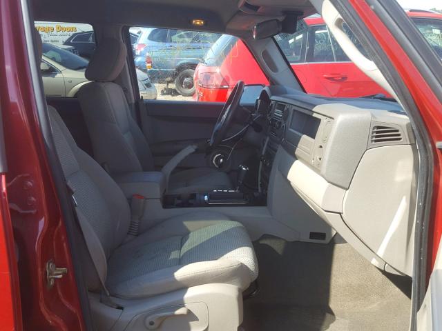 1J8HG48K46C131878 - 2006 JEEP COMMANDER RED photo 5