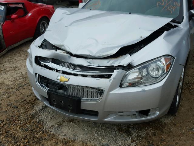 1G1ZE5E12BF393368 - 2011 CHEVROLET MALIBU LTZ 银色 照片 9
