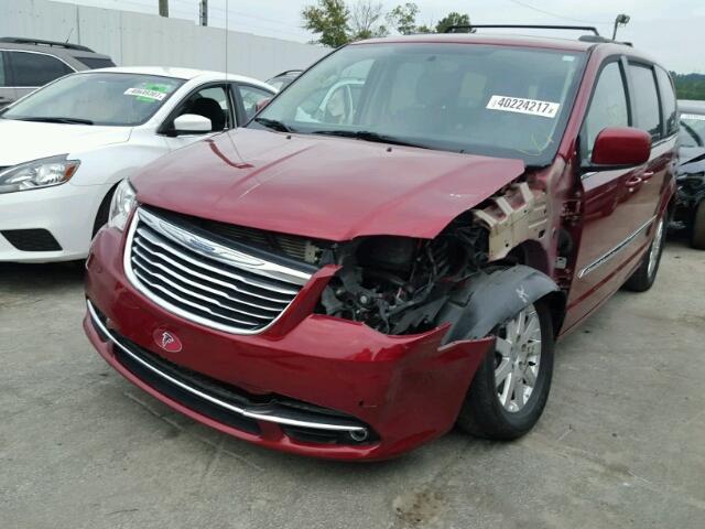 2C4RC1BG2ER157654 - 2014 CHRYSLER TOWN & COU RED photo 2