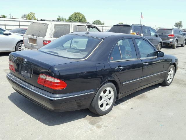 WDBJF65JX2B414030 - 2002 MERCEDES-BENZ E 320 BLACK photo 4