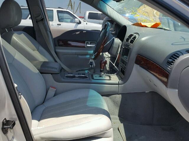 1LNFM87A86Y600458 - 2006 LINCOLN LS 银色 照片 5