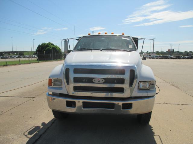 3FRNW65F27V475819 - 2007 FORD F650 SUPER WHITE photo 9