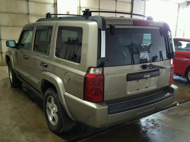 1J8HG48K76C302655 - 2006 JEEP COMMANDER BROWN photo 3