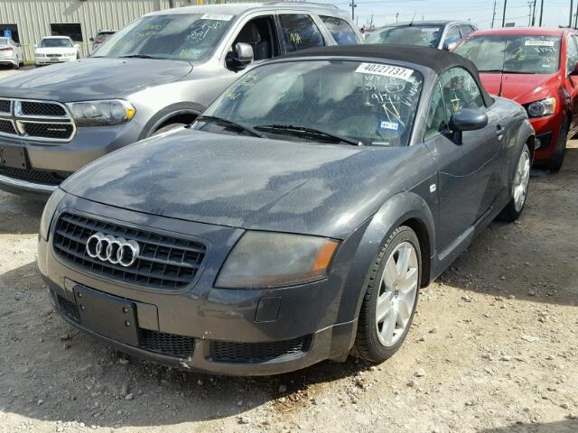 TRUTC28N231018021 - 2003 AUDI TT GRAY photo 2