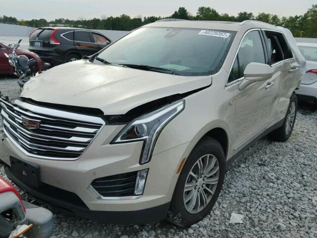 1GYKNDRS0HZ117035 - 2017 CADILLAC XT5 LUXURY GOLD photo 2