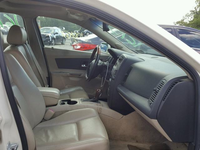 1G6DM577040150186 - 2004 CADILLAC CTS WHITE photo 5