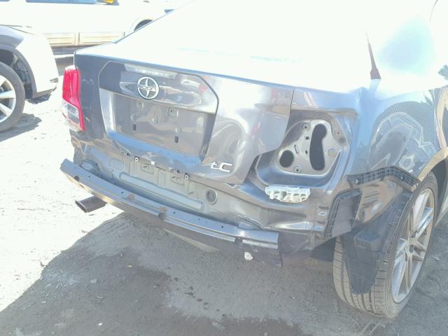 JTKJF5C78B3019902 - 2011 TOYOTA SCION TC 灰色 照片 9