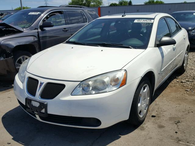 1G2ZF57BX84165735 - 2008 PONTIAC G6 VALUE L WHITE photo 2