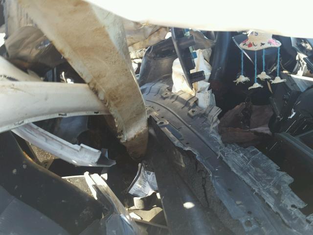 JTKJF5C76FJ013288 - 2015 TOYOTA SCION TC 白色 照片 5