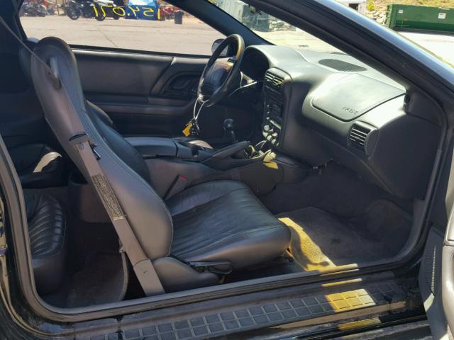 2G1FP22K1V2127841 - 1997 CHEVROLET CAMARO BAS 黑色 照片 5