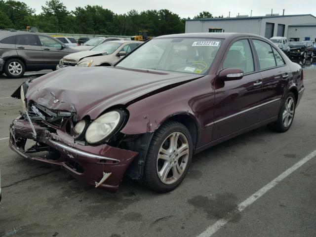 WDBUF87J06X194105 - 2006 MERCEDES-BENZ E 350 4MAT MAROON photo 2