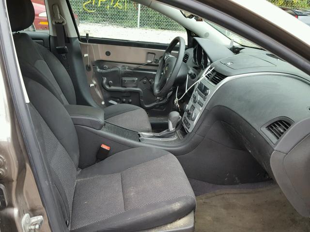 1G1ZC5E06CF270803 - 2012 CHEVROLET MALIBU 1LT 棕色 照片 5