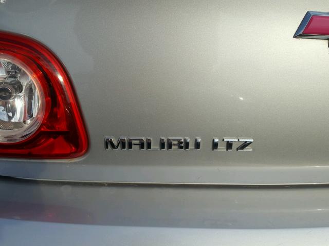 1G1ZE5EU5BF361184 - 2011 CHEVROLET MALIBU LTZ 银色 照片 9