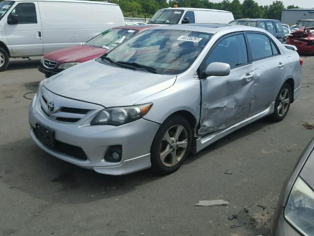 2T1BU4EE5BC630355 - 2011 TOYOTA COROLLA BA GRAY photo 2