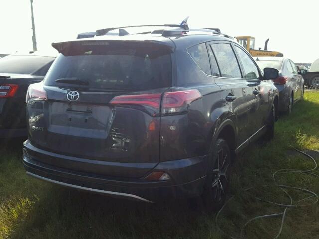 JTMNFREV3GD085576 - 2016 TOYOTA RAV4 GRAY photo 4