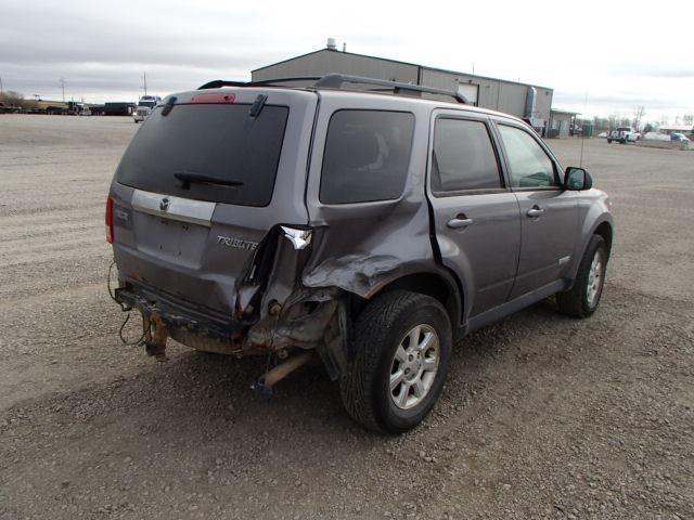 4F2CZ96178KM20457 - 2008 MAZDA TRIBUTE S GRAY photo 4