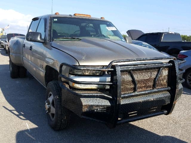 1GCJC33131F150989 - 2001 CHEVROLET SILVERADO GOLD photo 1