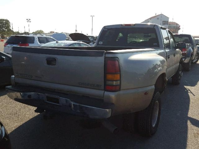 1GCJC33131F150989 - 2001 CHEVROLET SILVERADO GOLD photo 4