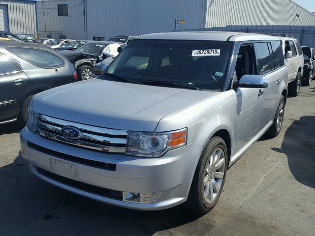 2FMDK53C99BA16543 - 2009 FORD FLEX LIMIT SILVER photo 2