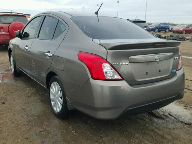 3N1CN7AP8GL826534 - 2016 NISSAN VERSA S GRAY photo 3