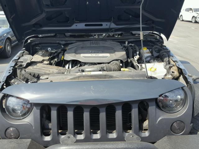 1C4BJWDGXGL265405 - 2016 JEEP WRANGLER U Boz foto 7