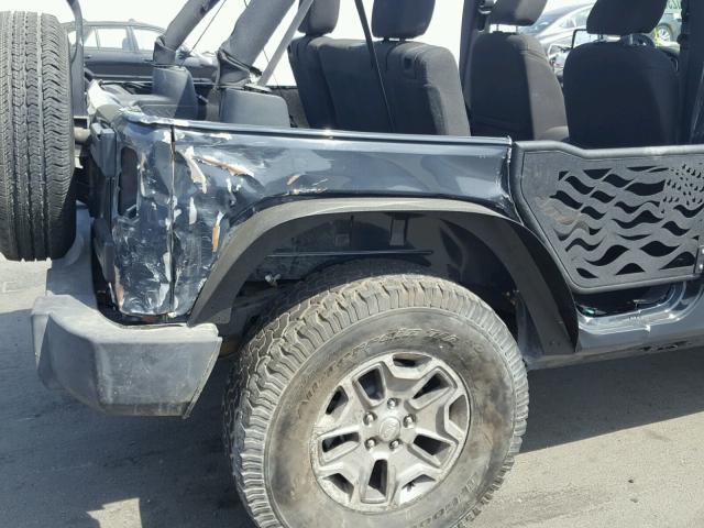 1C4BJWDGXGL265405 - 2016 JEEP WRANGLER U Boz foto 9