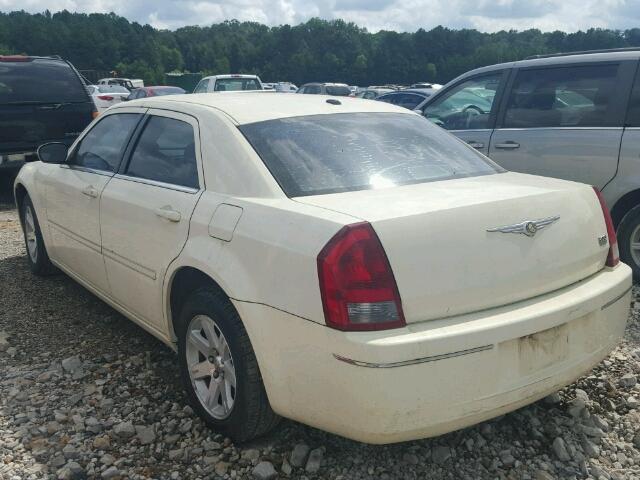 2C3KA53G17H753252 - 2007 CHRYSLER 300 TOURIN CREAM photo 3