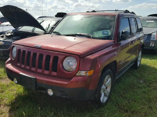 1C4NJPFB1ED825999 - 2014 JEEP PATRIOT LA RED photo 2