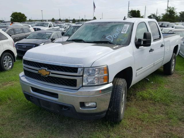 1GC1CXCG0EF153415 - 2014 CHEVROLET SILVERADO WHITE photo 2