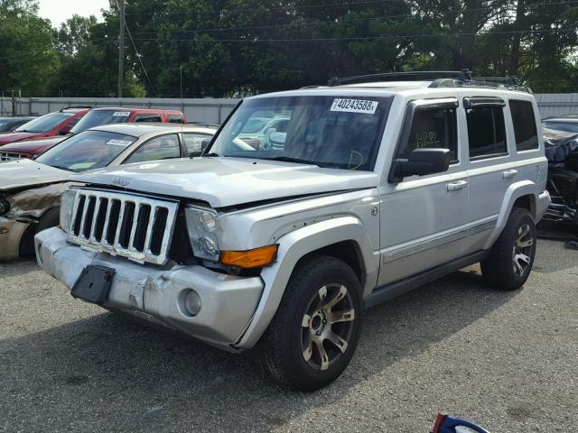 1J8HG58268C134614 - 2008 JEEP COMMANDER SILVER photo 2