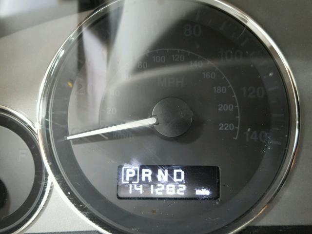 1J8HG58268C134614 - 2008 JEEP COMMANDER SILVER photo 8