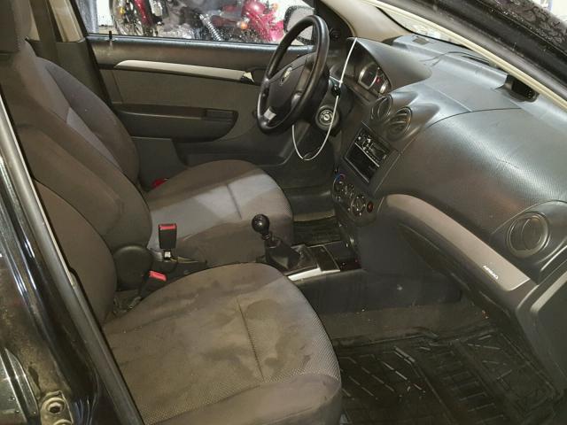 KL1TD56E09B614279 - 2009 CHEVROLET AVEO LS BLACK photo 5