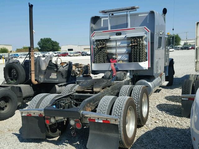 1XPXD49X38D744169 - 2008 PETERBILT 389 GRAY photo 4