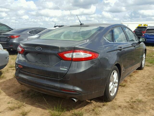 3FA6P0HD4GR279319 - 2016 FORD FUSION SE GRAY photo 4