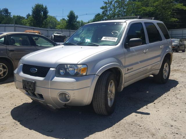 1FMYU95HX6KA25863 - 2006 FORD ESCAPE HEV SILVER photo 2