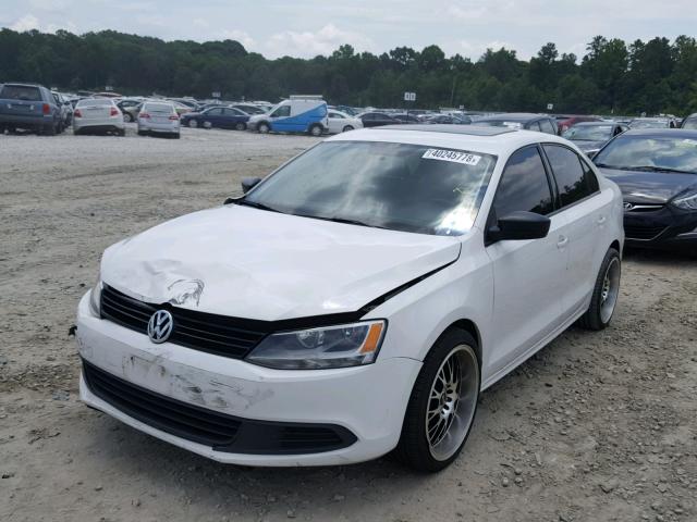3VW1K7AJ6CM379261 - 2012 VOLKSWAGEN JETTA BASE 白色 照片 2