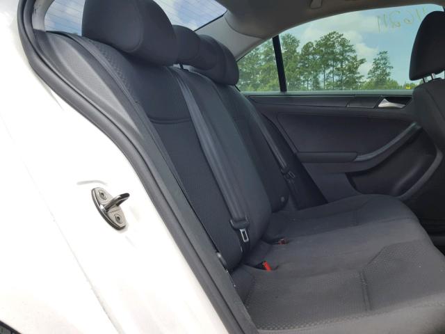 3VW1K7AJ6CM379261 - 2012 VOLKSWAGEN JETTA BASE 白色 照片 6