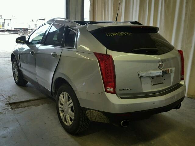 3GYFNDEY9AS610730 - 2010 CADILLAC SRX SILVER photo 3