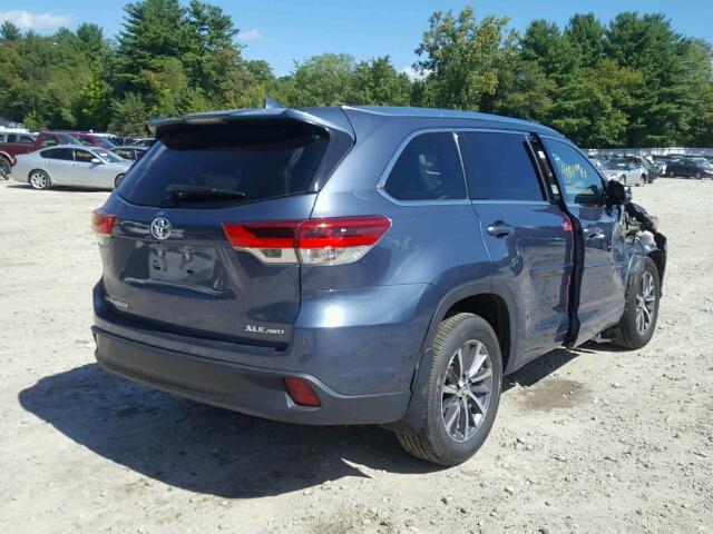 5TDJZRFH9HS507497 - 2017 TOYOTA HIGHLANDER BLUE photo 4