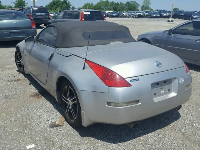 JN1AZ36D84T110534 - 2004 NISSAN 350Z ROADS SILVER photo 3