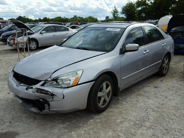 1HGCM56685A803247 - 2005 HONDA ACCORD EX SILVER photo 2