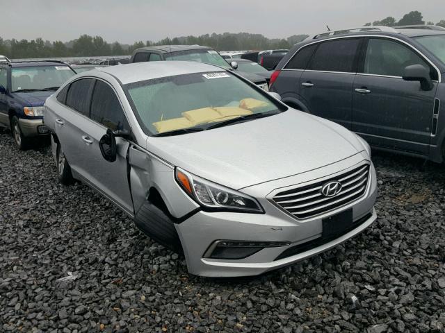 5NPE24AF0FH220244 - 2015 HYUNDAI SONATA SE SILVER photo 1