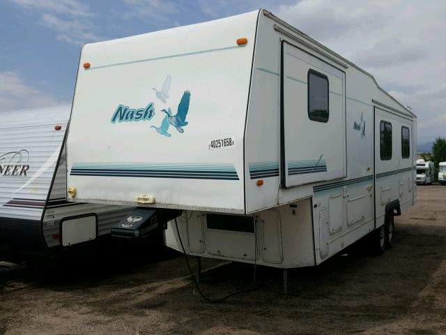 4N15W3324Y0110484 - 2000 NASH TRAVEL WHITE photo 2