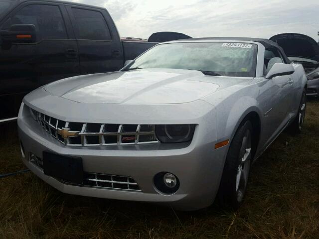 2G1FC3D32D9244809 - 2013 CHEVROLET CAMARO SILVER photo 2