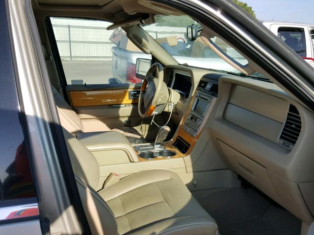 5LMFU27557LJ03055 - 2007 LINCOLN NAVIGATOR TAN photo 5